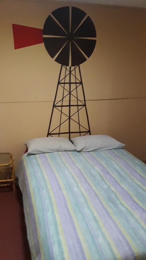 Paljas Backpackers Hotel Potchefstroom Exterior foto